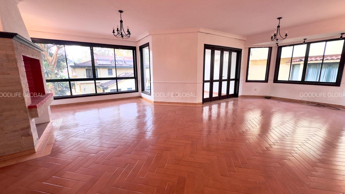 3 Bed Villa with En Suite at Spring Valley - 13