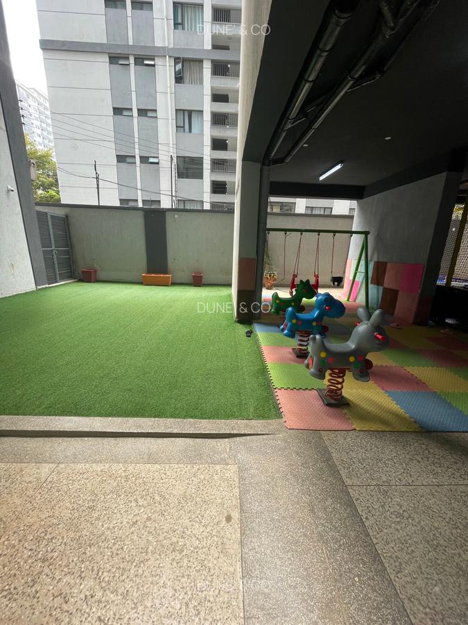 2 Bed Apartment with En Suite in Lavington - 16