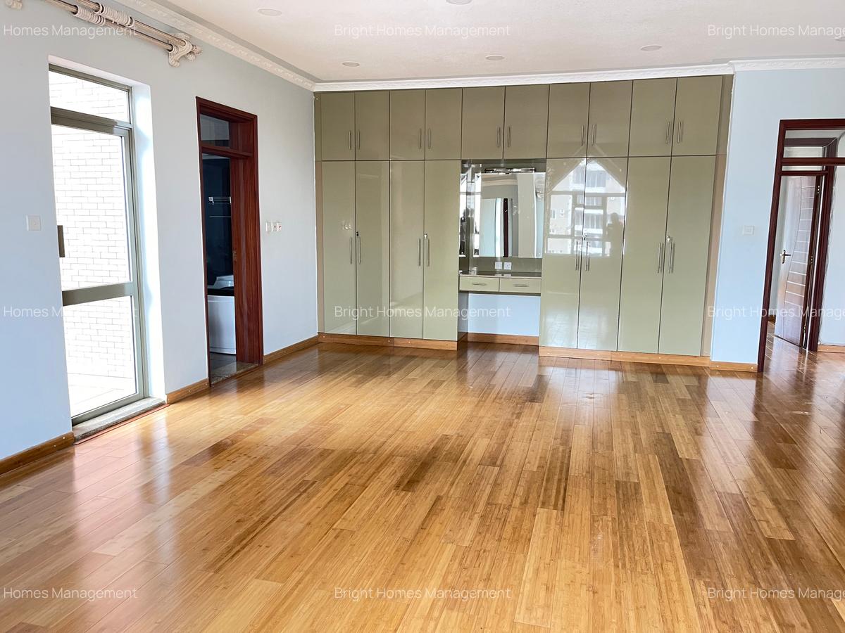 5 Bed Apartment with En Suite in Kilimani - 9