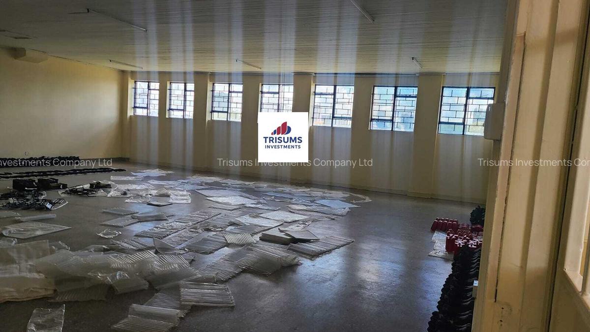 1,668 ft² Commercial Property with Backup Generator in Industrial Area - 1