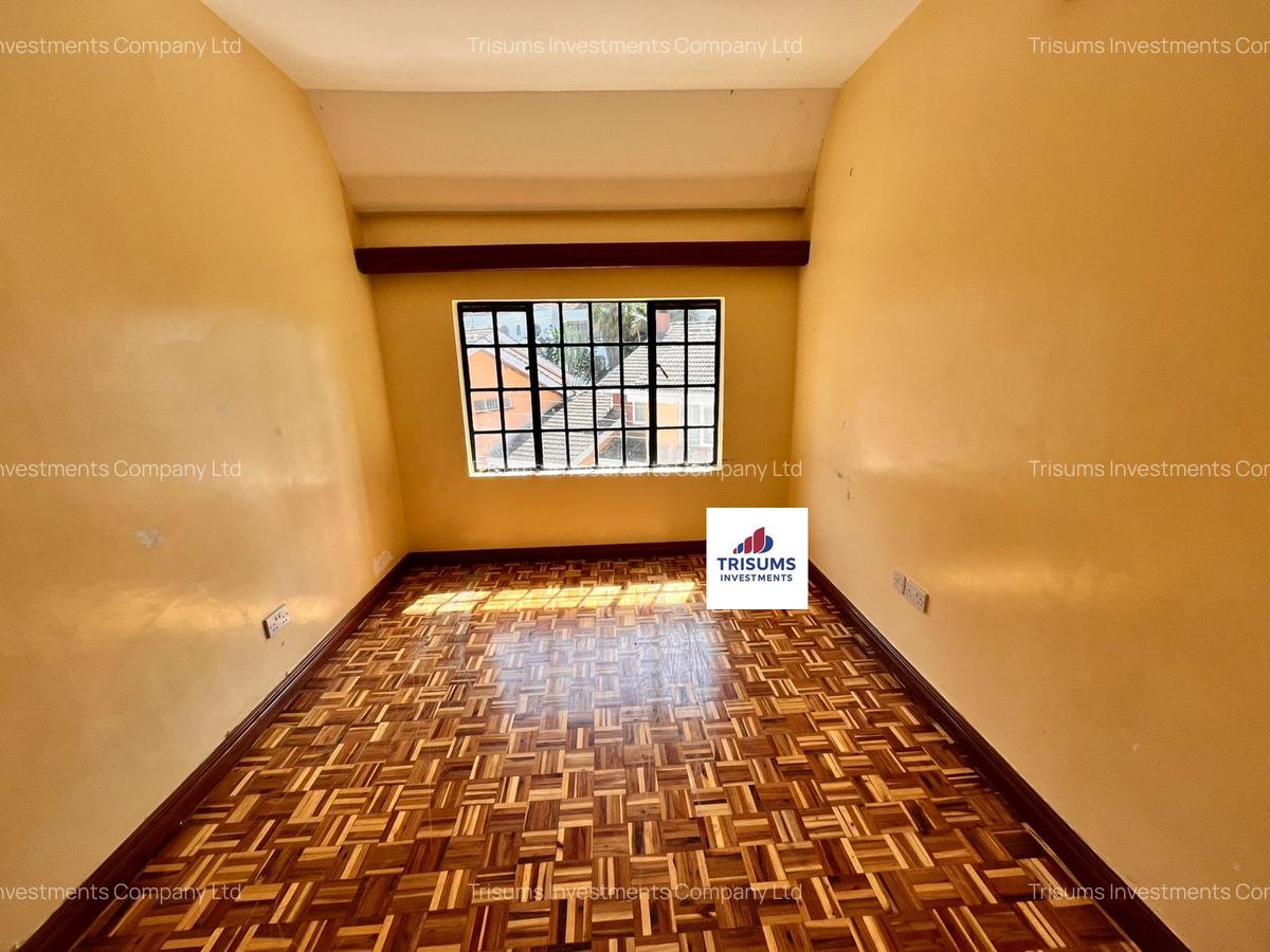 4 Bed Townhouse with En Suite in Westlands Area - 10