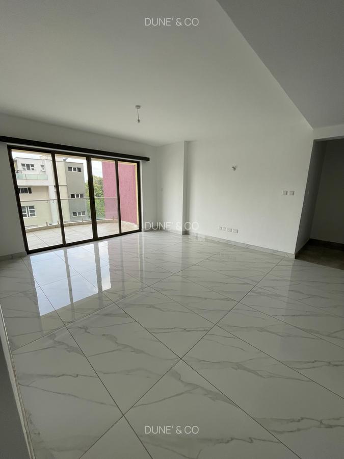 4 Bed Apartment with En Suite in Westlands Area - 3