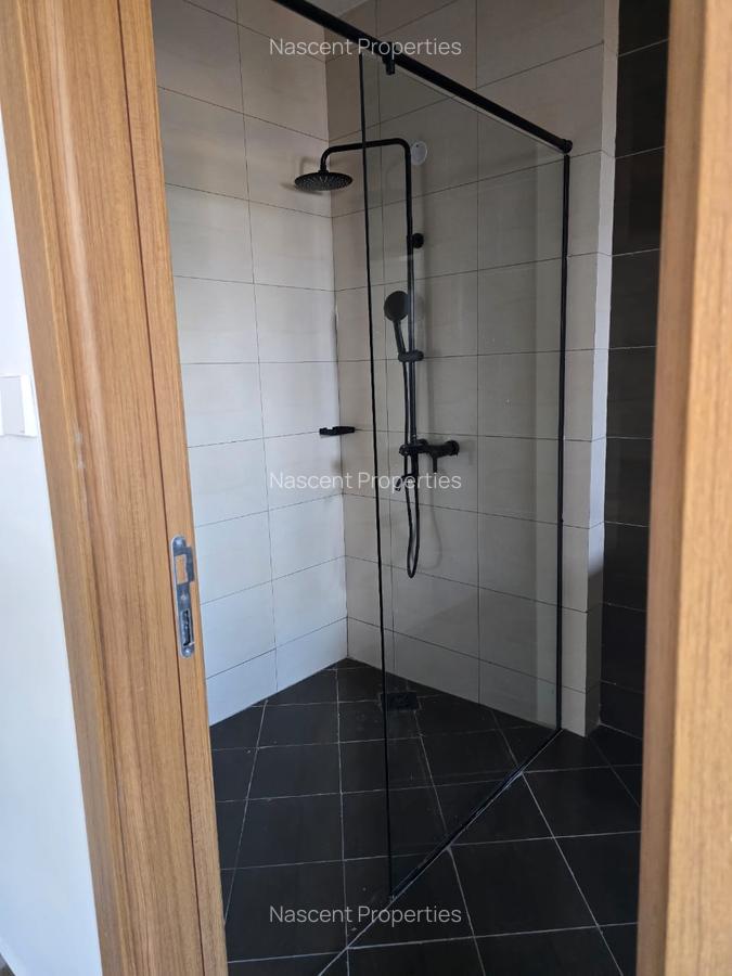 3 Bed Apartment with En Suite in Westlands Area - 10