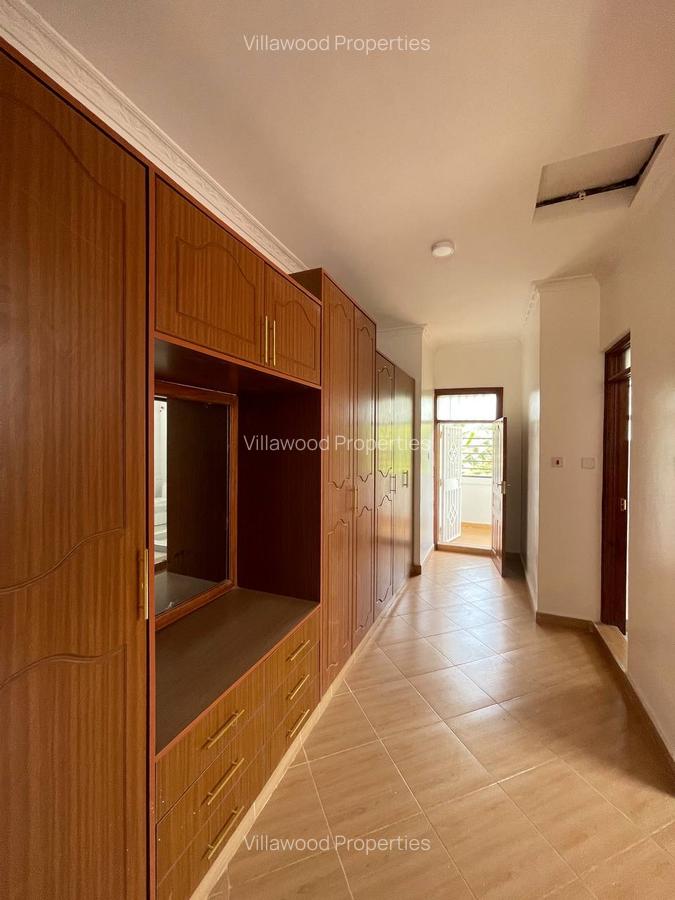 8 Bed Villa with En Suite in Muthaiga - 11