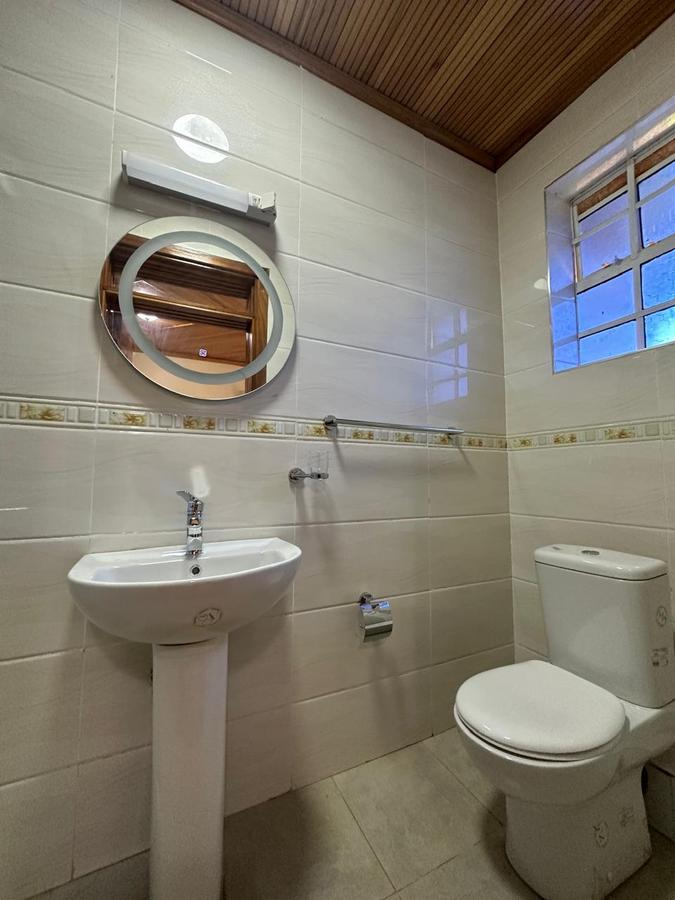 5 Bed Townhouse with En Suite in Lavington - 10
