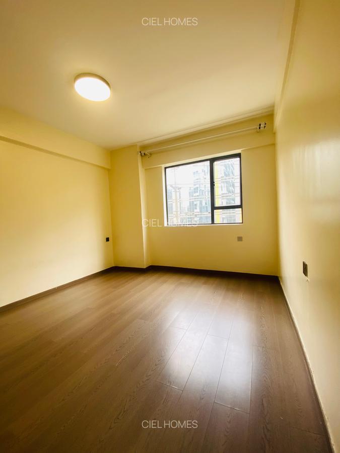 3 Bed Apartment with Gym at Wood Avenue - 11