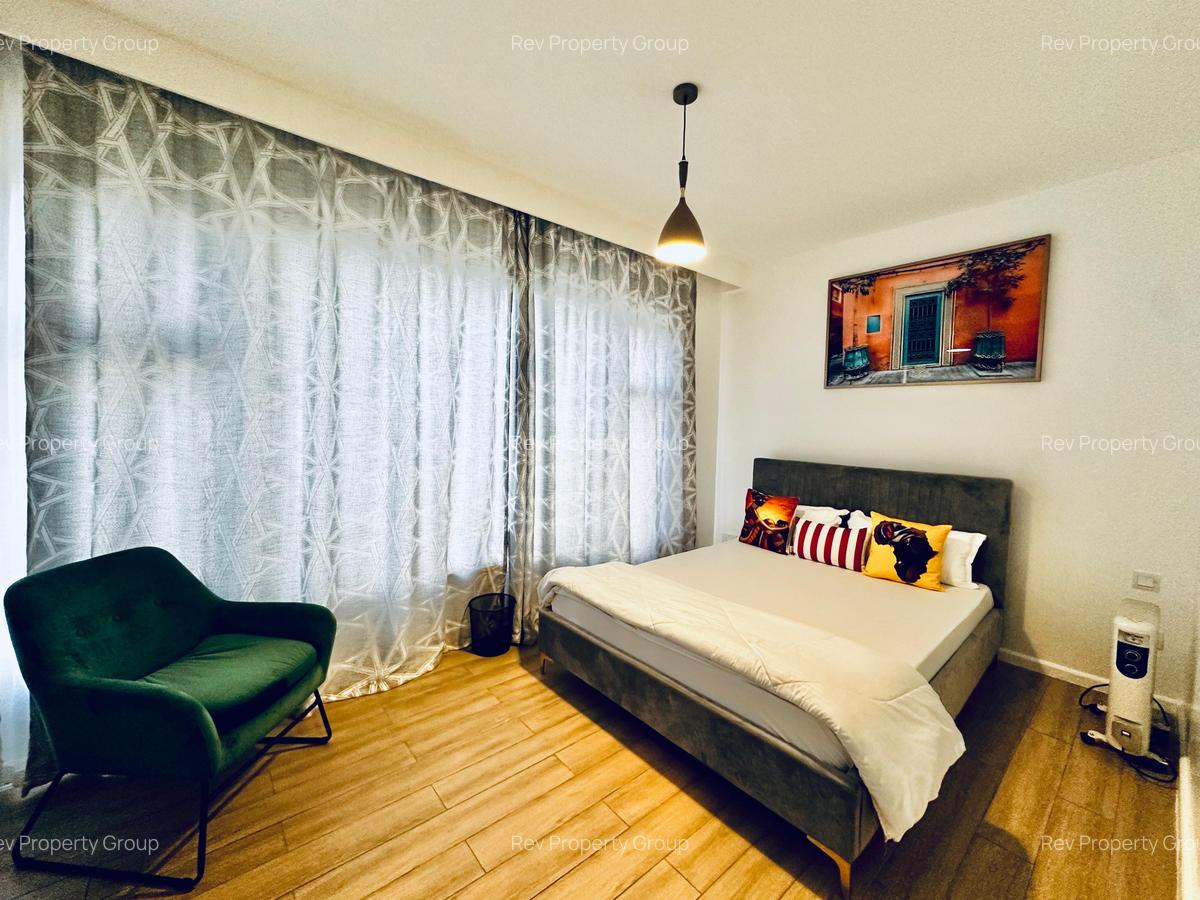 Serviced 2 Bed Apartment with En Suite in Lavington - 12