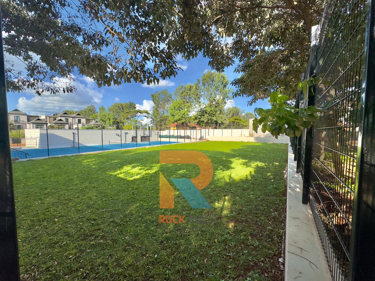 3 Bed Apartment with En Suite in Runda - 10