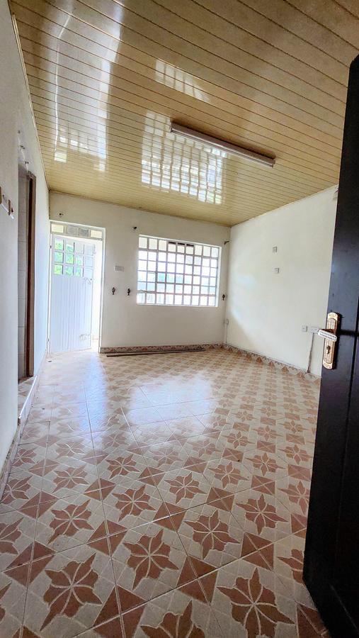 4 Bed House with En Suite in Nakuru - 13