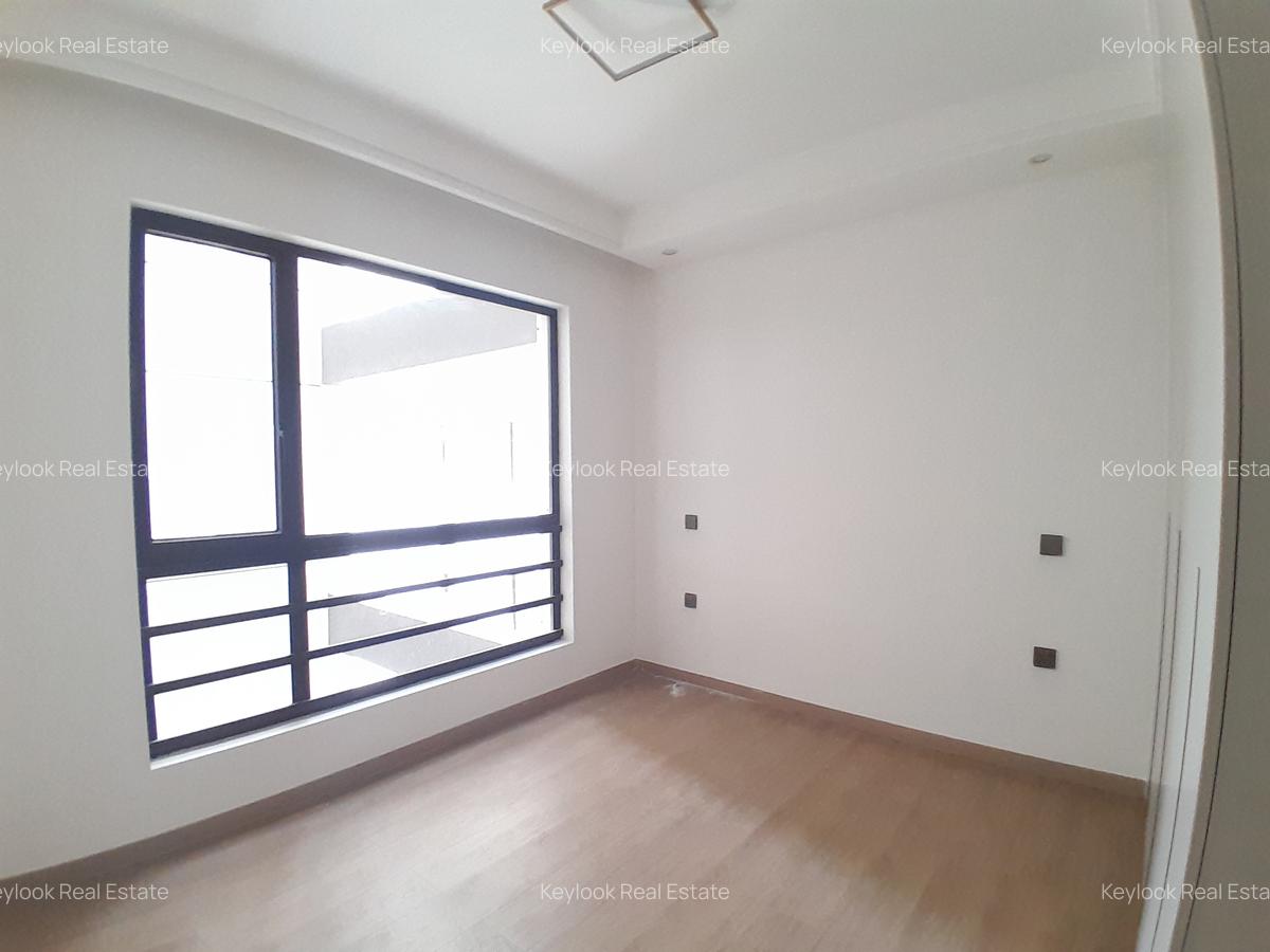 2 Bed Apartment with En Suite at Riverside Drive - 7