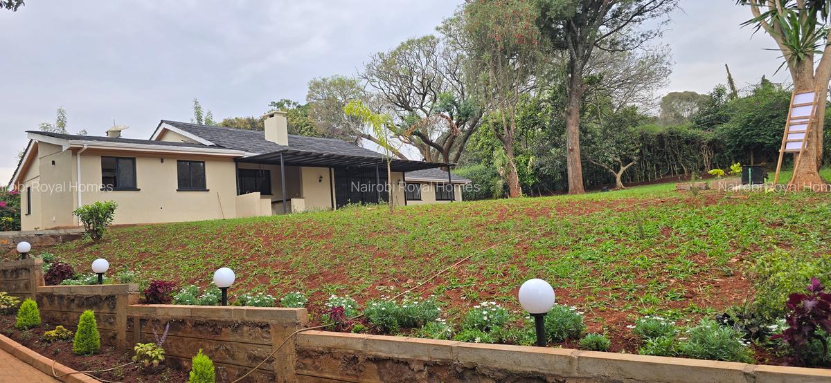 4 Bed House with En Suite at Loresho Crescent - 20