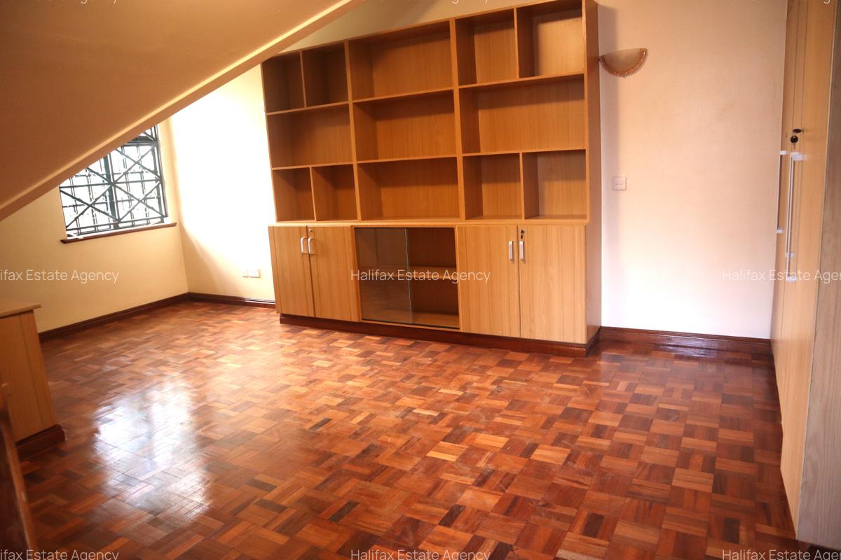 4 Bed Townhouse with Staff Quarters in Westlands Area - 17