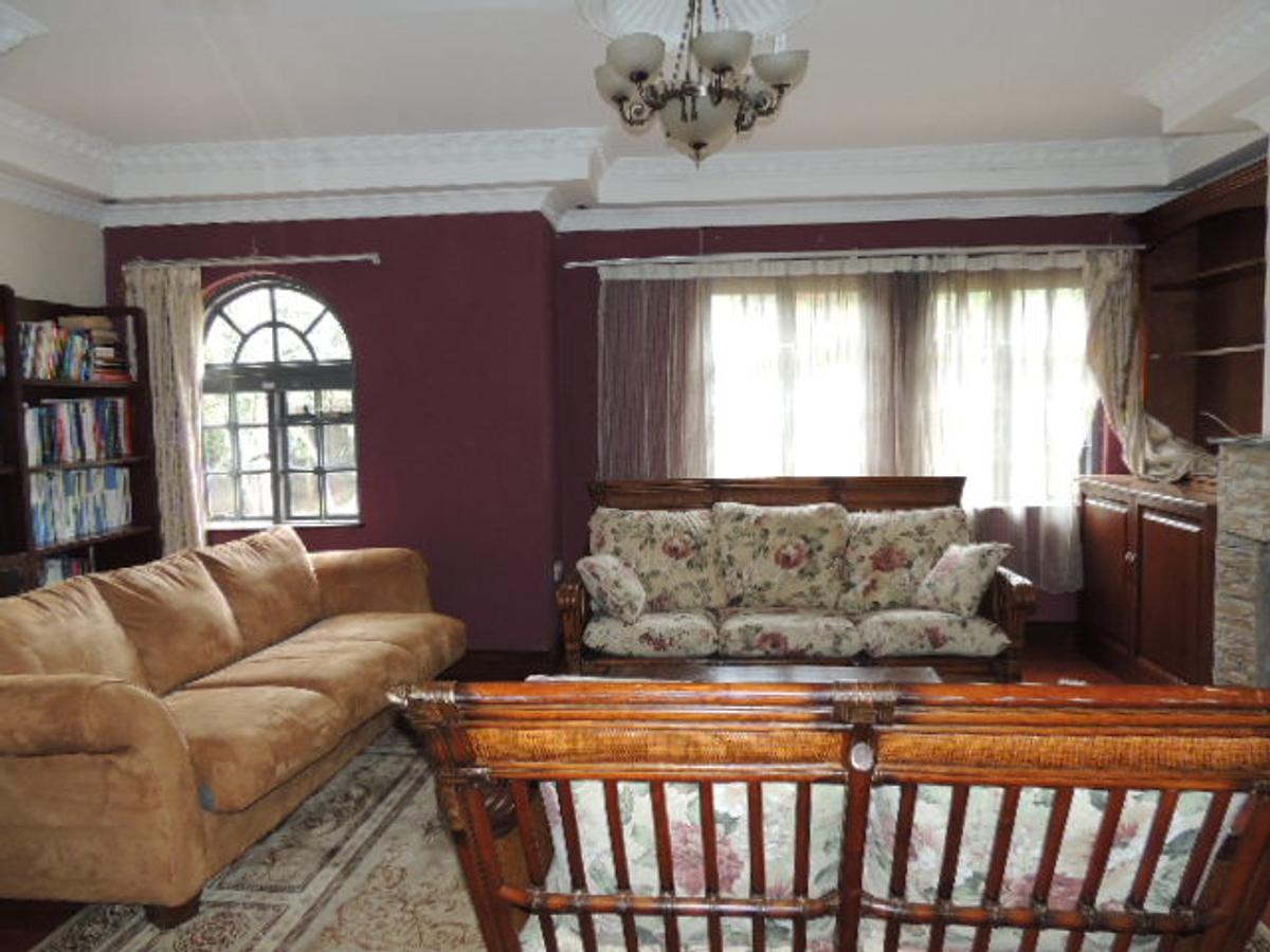 5 Bed Townhouse with En Suite at Karen Plains - 9