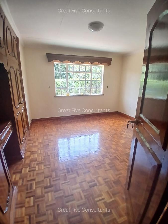 5 Bed Villa with En Suite in Runda - 11