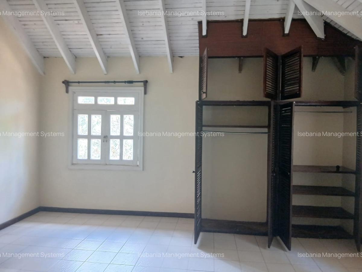 3 Bed Townhouse with En Suite at Gardens Road - 11