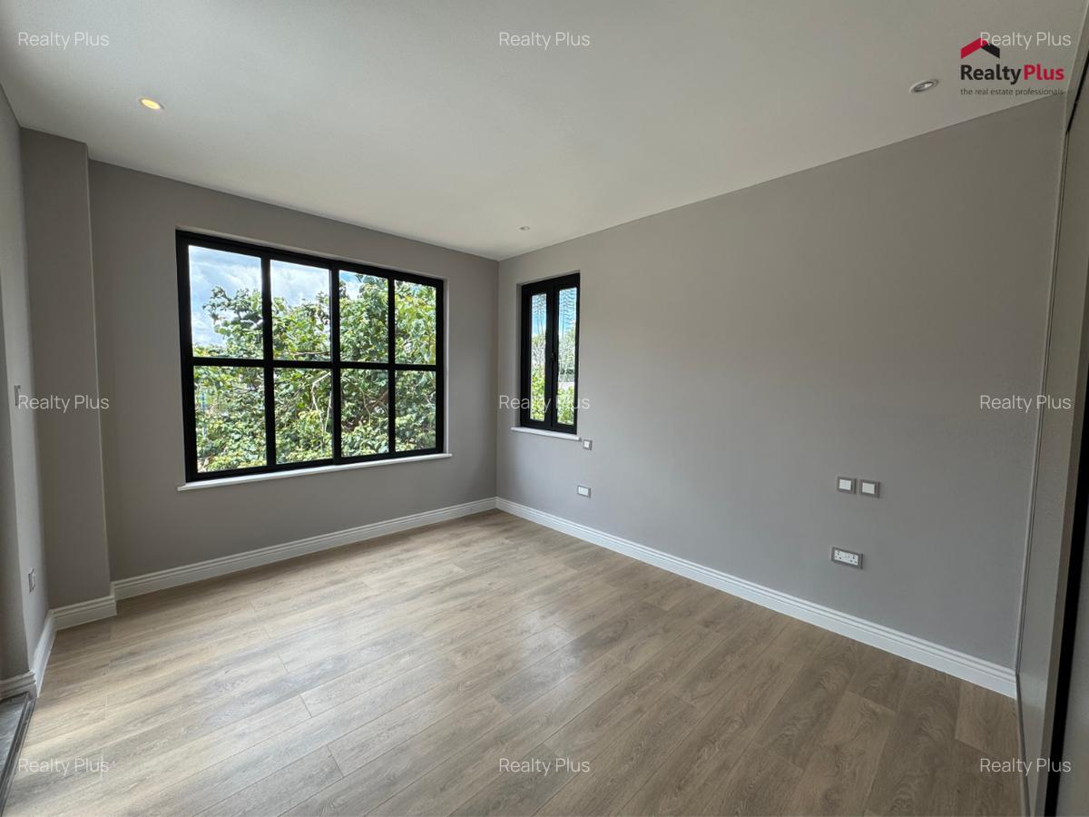 4 Bed Townhouse with En Suite in Runda - 7