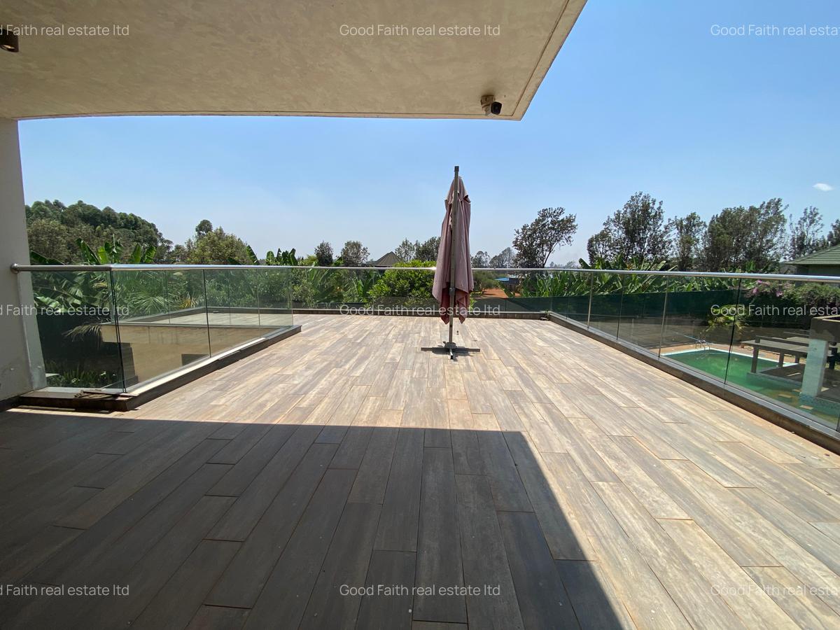 5 Bed House with En Suite in Runda - 20