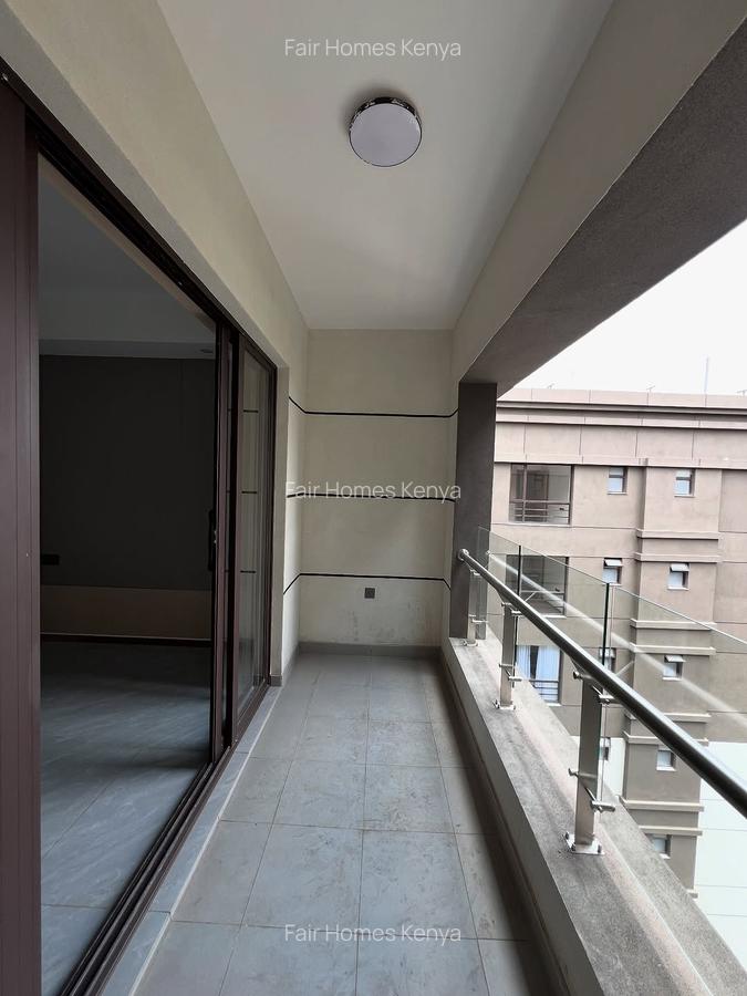 2 Bed Apartment with En Suite at Riverside Drive - 3