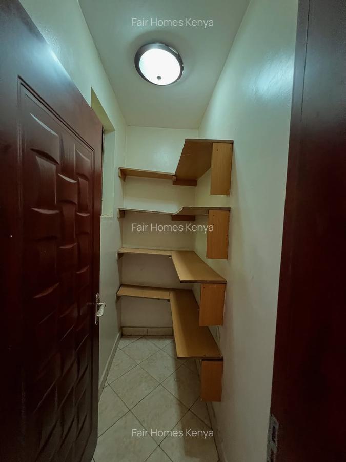 5 Bed Townhouse with En Suite at Othaya Road - 9