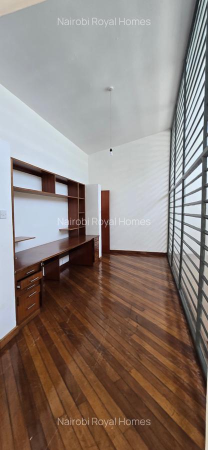 4 Bed Townhouse with En Suite at Elmolo Maji Mazuri - 18