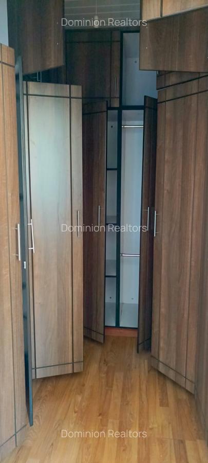 3 Bed Apartment with En Suite in Riverside - 11