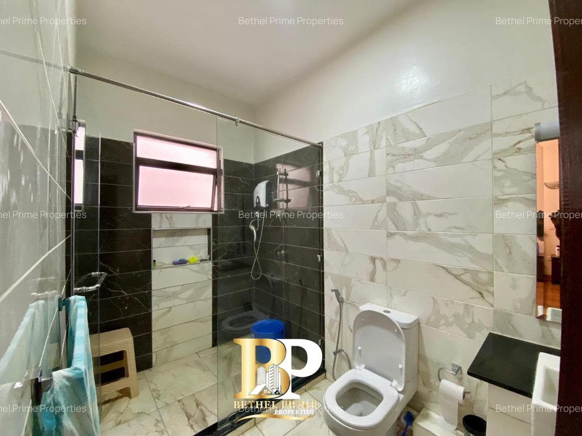 3 Bed Apartment with En Suite in General Mathenge - 15