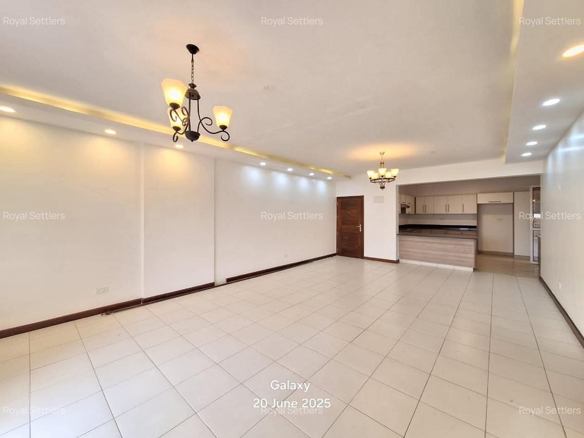 2 Bed Apartment with En Suite at Bohra Road - 3