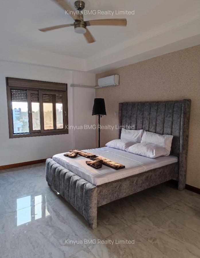 Serviced 2 Bed Apartment with En Suite in Nyali Area - 9