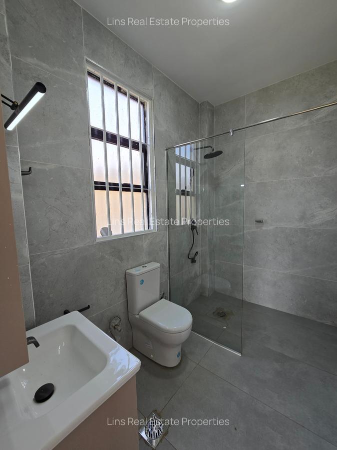 1 Bed Apartment with En Suite in Runda - 16