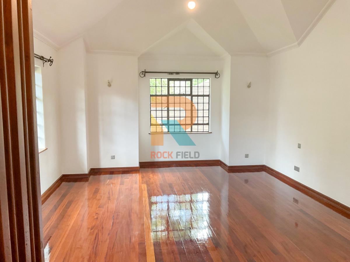 4 Bed Townhouse with En Suite at Peponi Road - 14