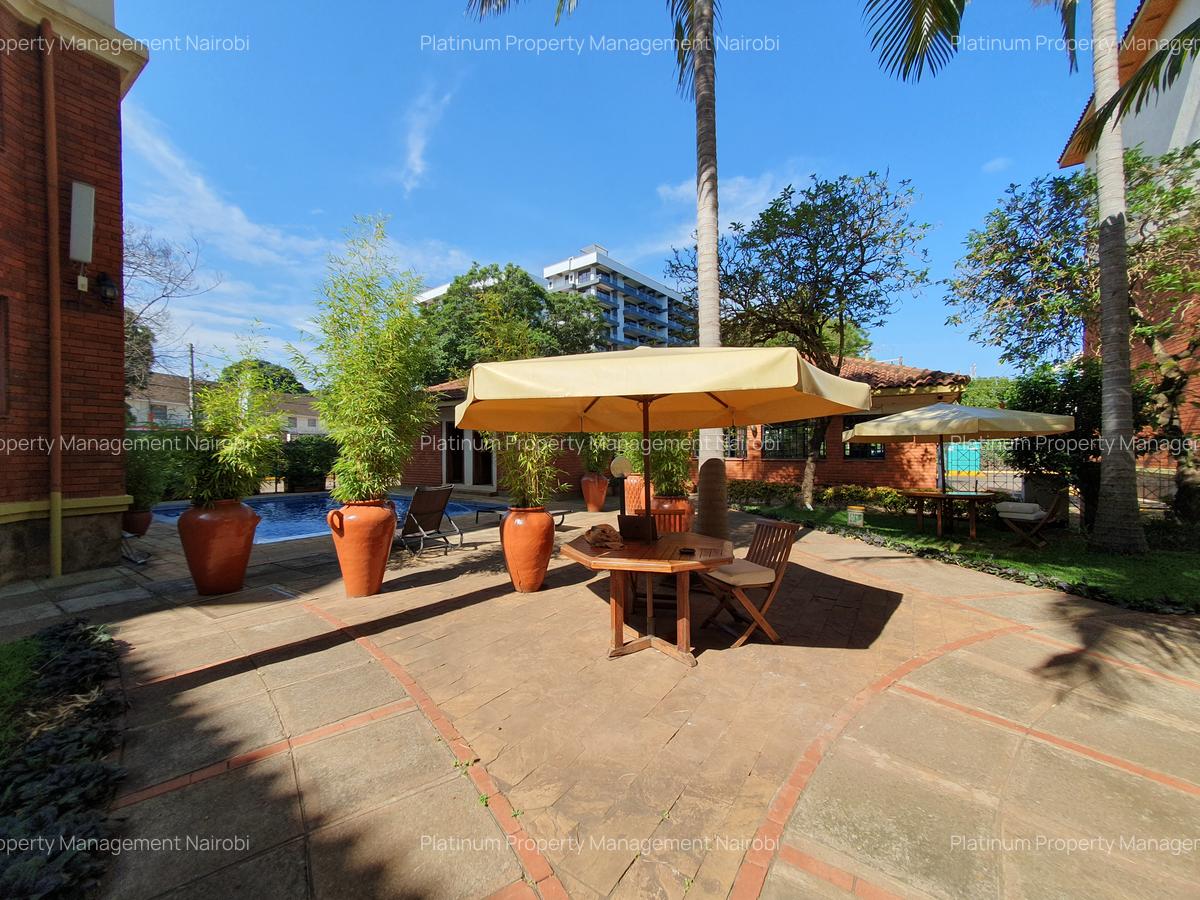 Serviced 3 Bed Apartment with En Suite in Spring Valley - 4