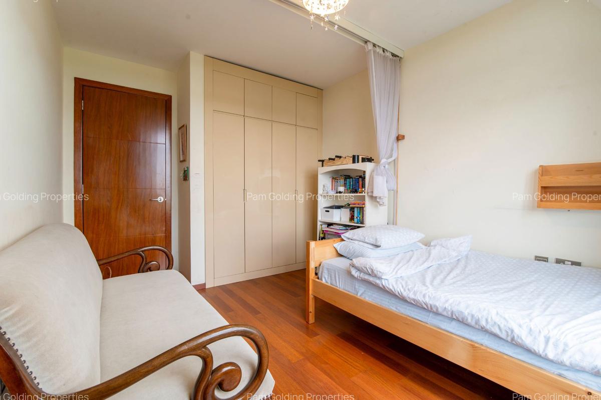 3 Bed Apartment with En Suite at 6Th Parklands - 12