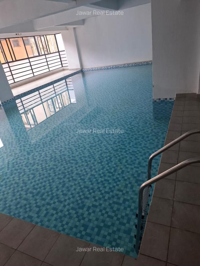Serviced 1 Bed Apartment with En Suite at Hatheru Road - 16