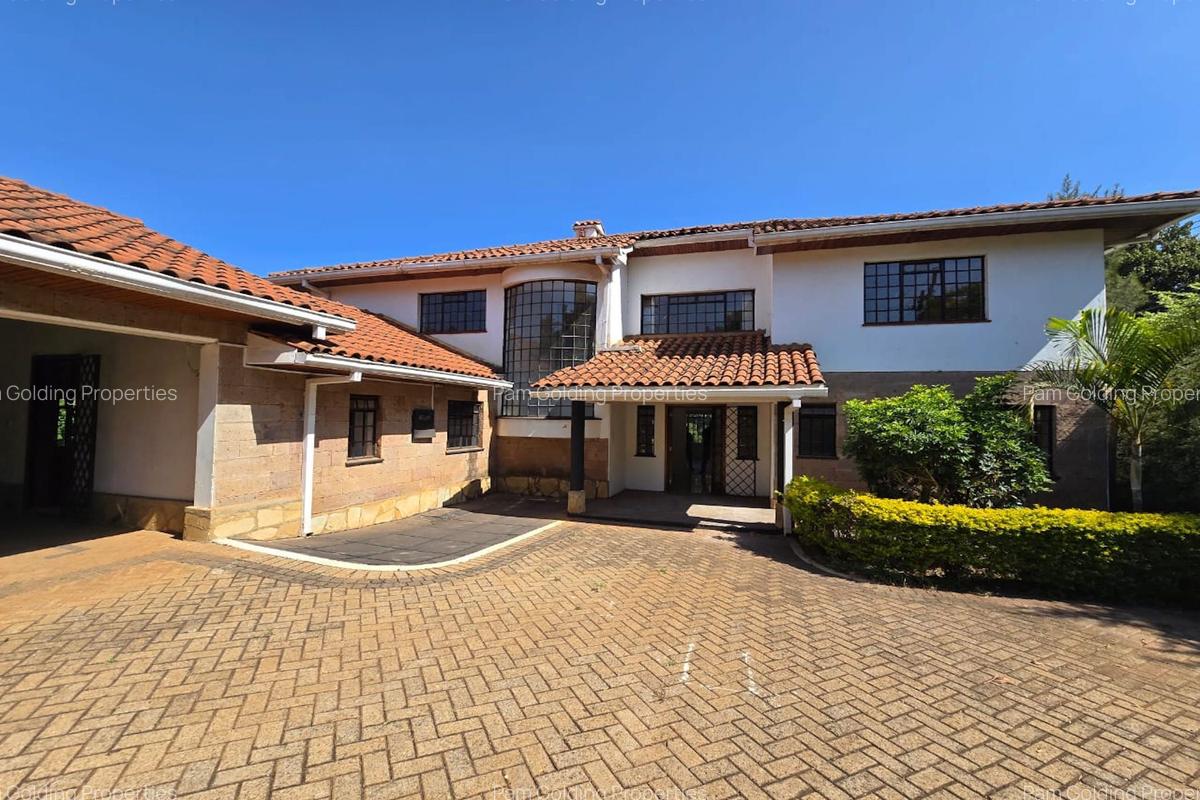 5 Bed House in Runda - 1