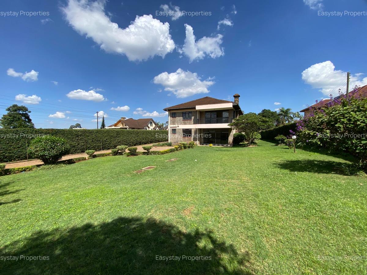 4 Bed House with En Suite in Runda - 2