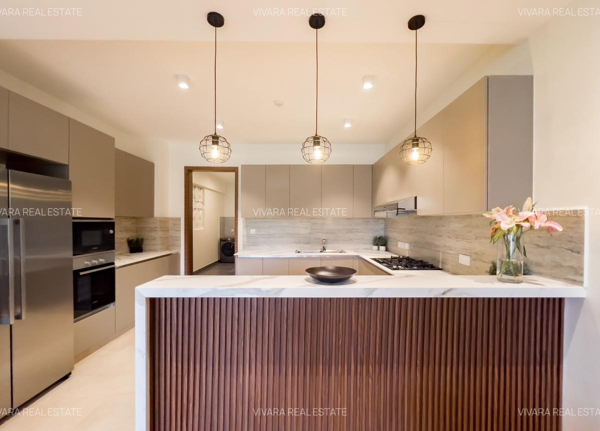 3 Bed Apartment with Swimming Pool in Riverside - 13