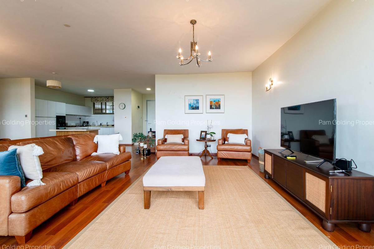 3 Bed Apartment with En Suite at 6Th Parklands - 3