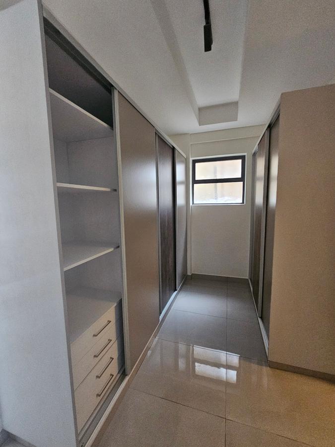 2 Bed Apartment with En Suite in Nyali Area - 15