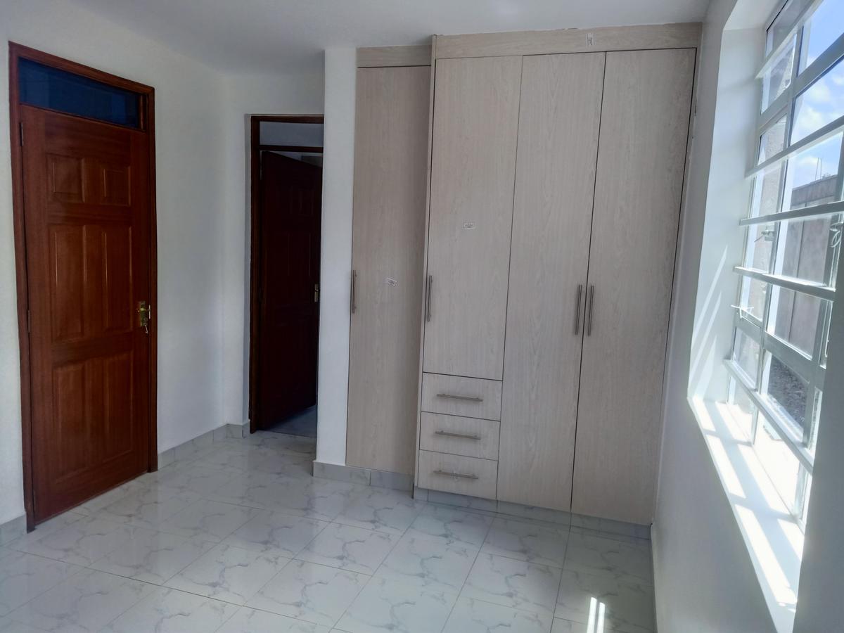 3 Bed House with En Suite at Naroro - 8