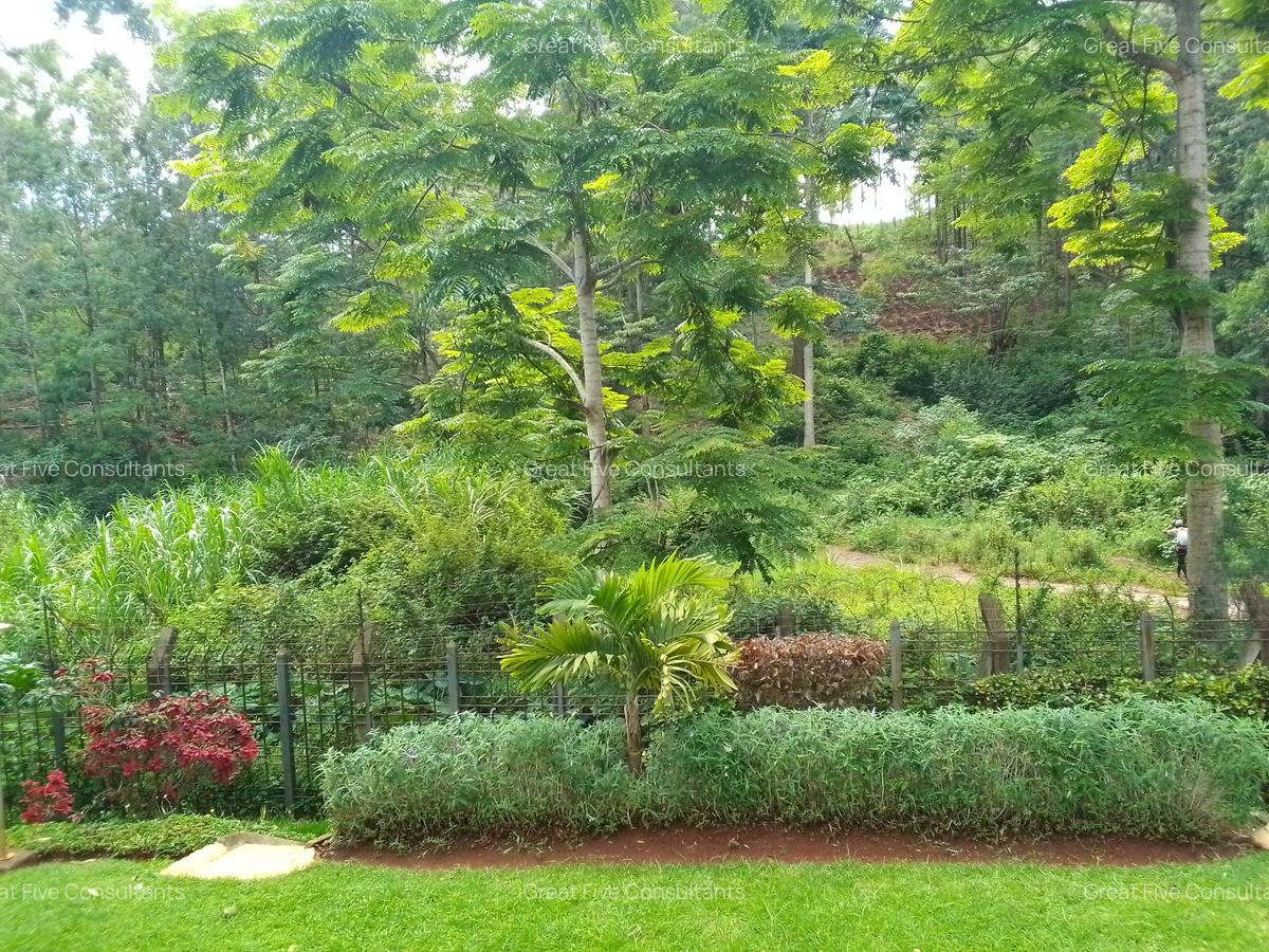 4 Bed Villa with En Suite in Rosslyn - 3