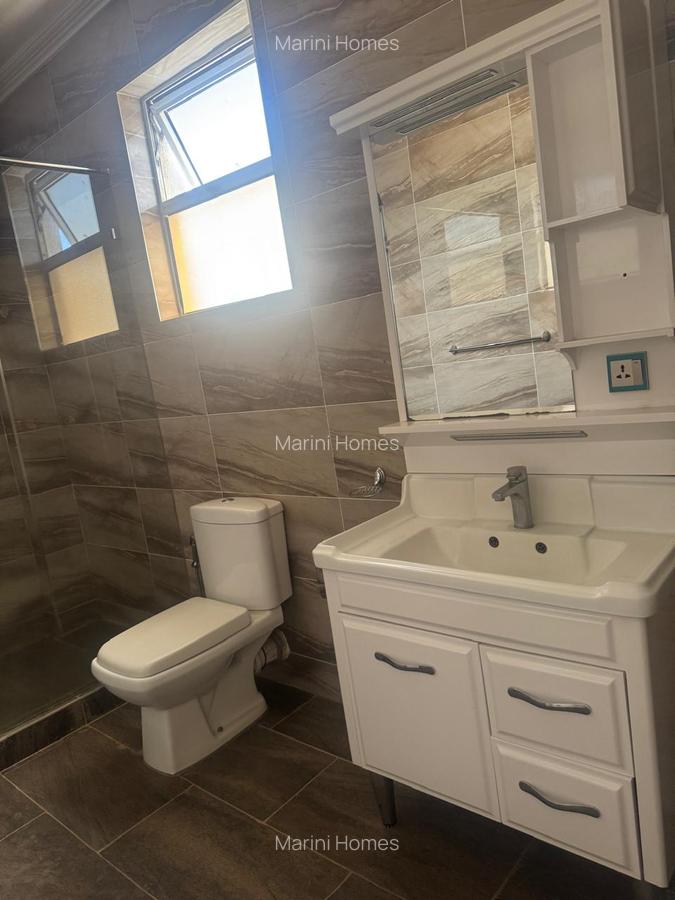 3 Bed Apartment with En Suite in Riverside - 13