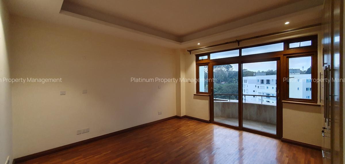 3 Bed Apartment with En Suite in General Mathenge - 16