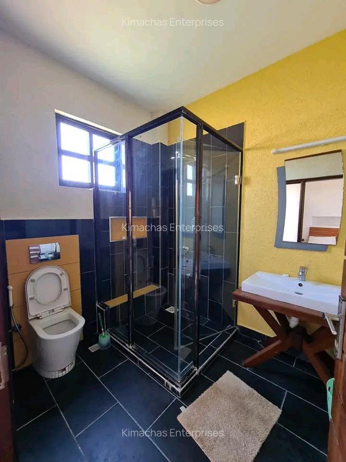 3 Bed Apartment with En Suite at Moyne Drive - 9