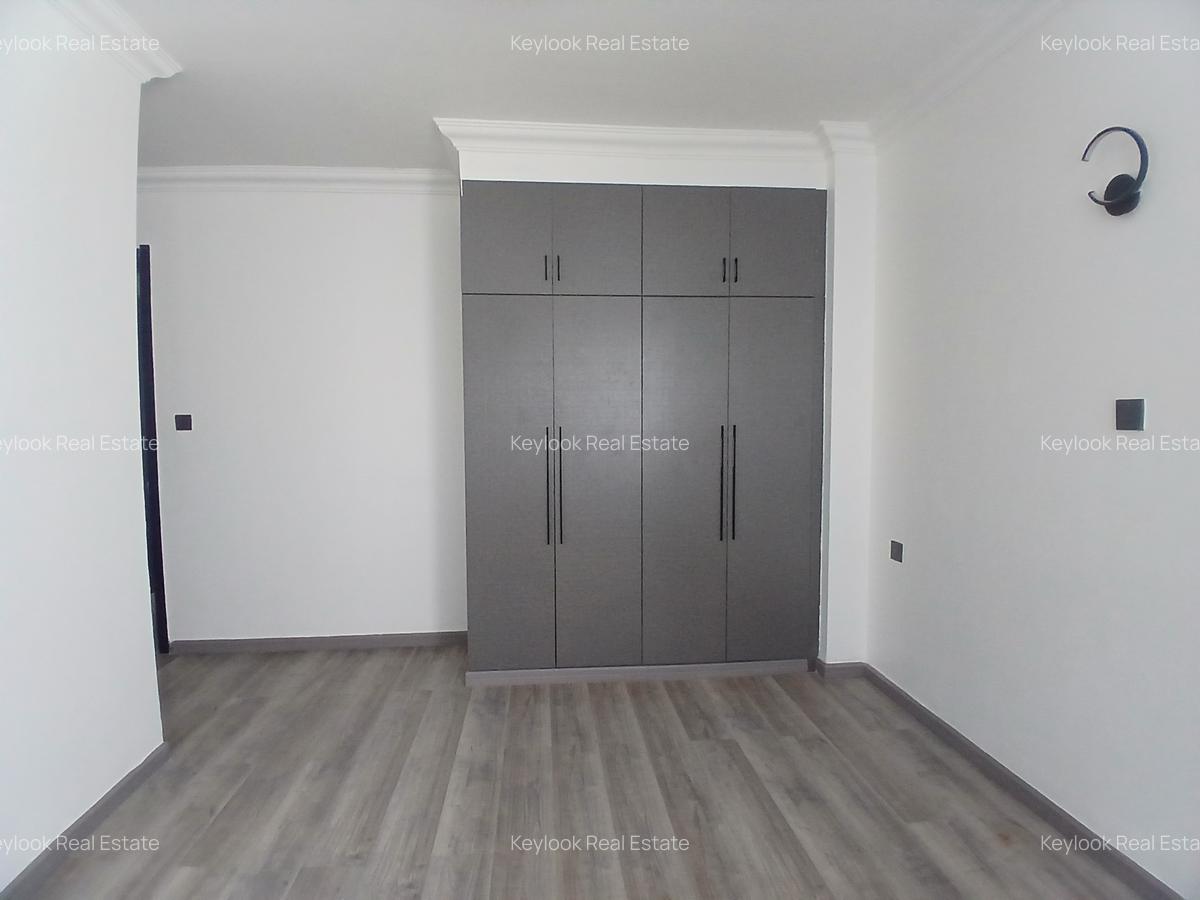 4 Bed Apartment with En Suite at Lavington - 4