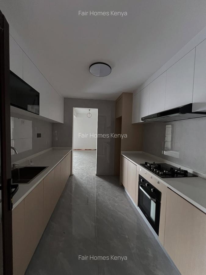 2 Bed Apartment with En Suite at Riverside Drive - 10