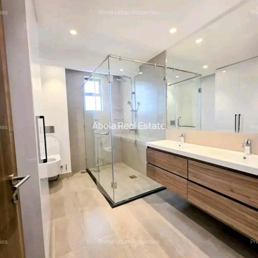 4 Bed Villa with En Suite in Gigiri - 14