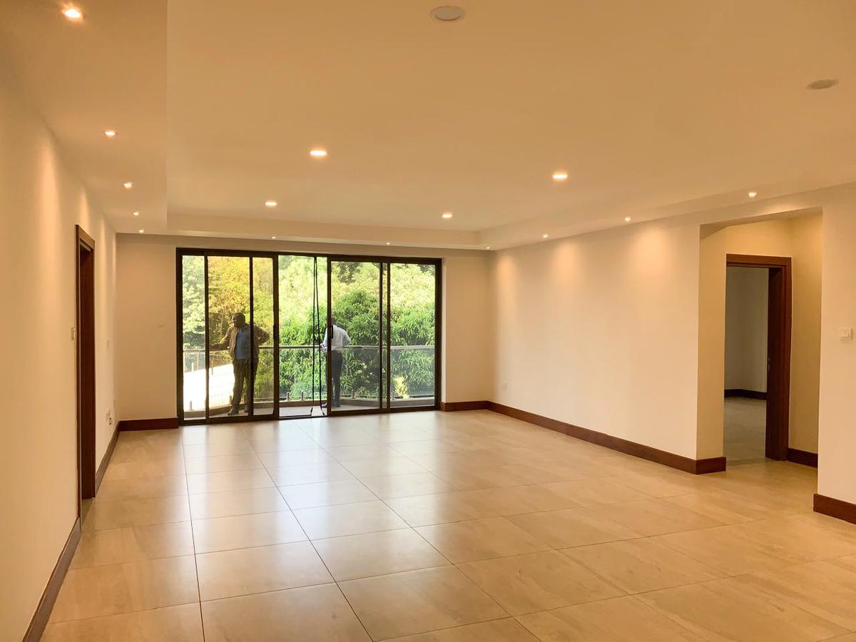 3 Bed Apartment with En Suite in Westlands Area - 2