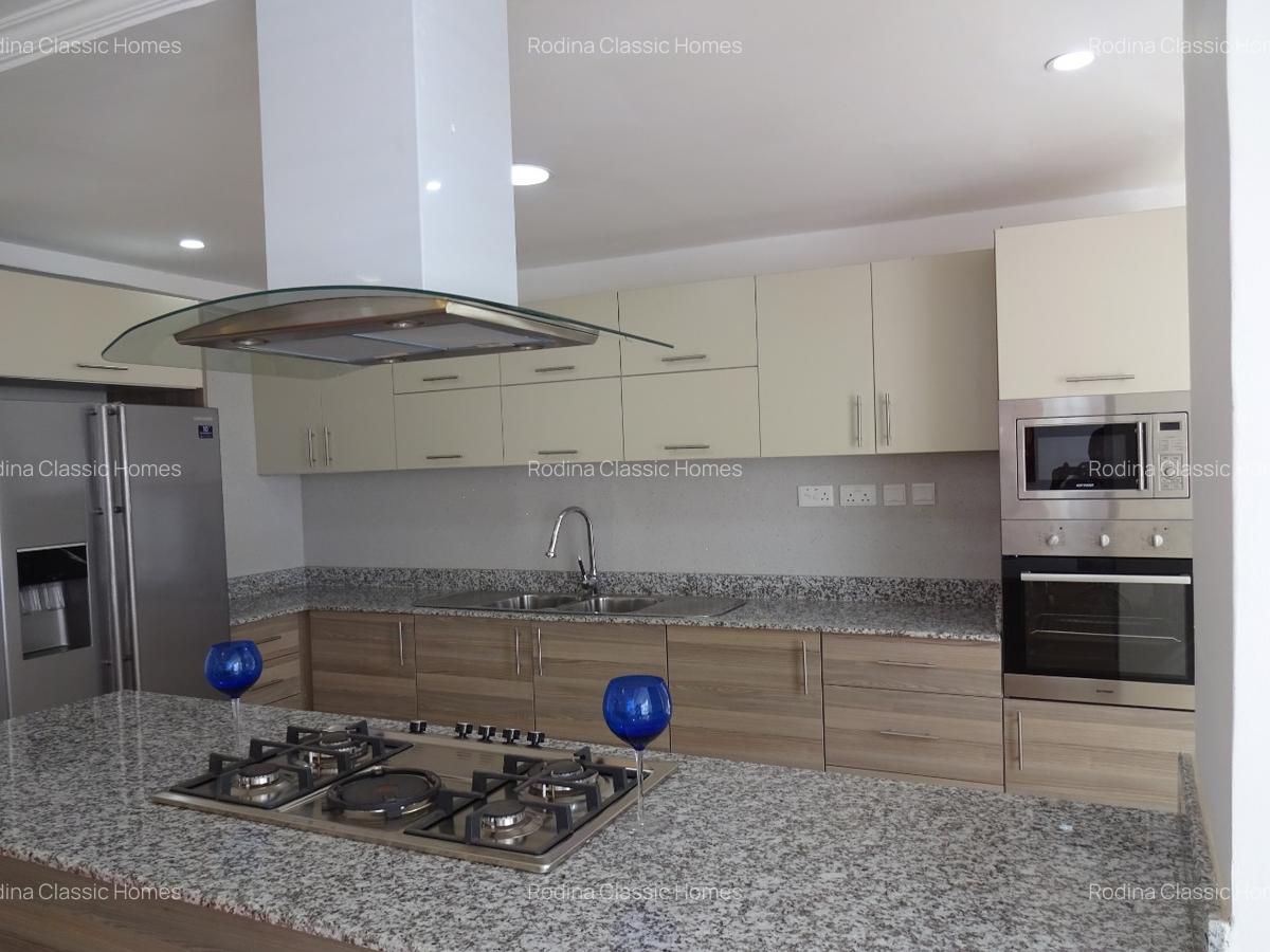 5 Bed Apartment with En Suite in Lavington - 5