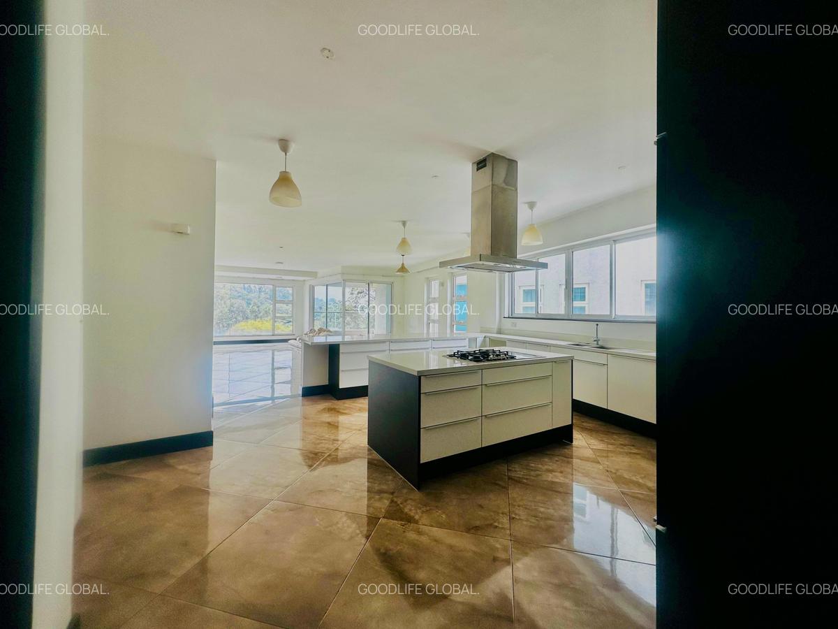 3 Bed Apartment with En Suite at General Mathenge - 10