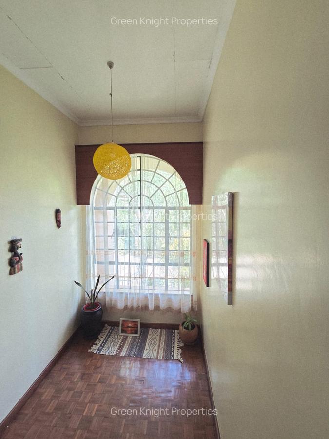 4 Bed Townhouse with En Suite in Spring Valley - 12